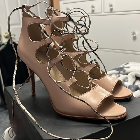 Coach Kira lace-up heel - Picture 2 of 5